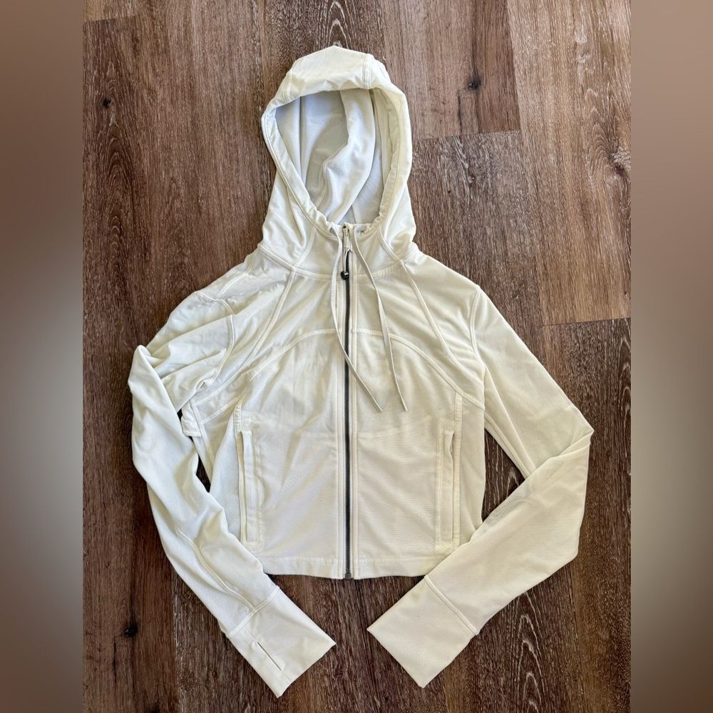 Lululemon White Jacket Sz 4
